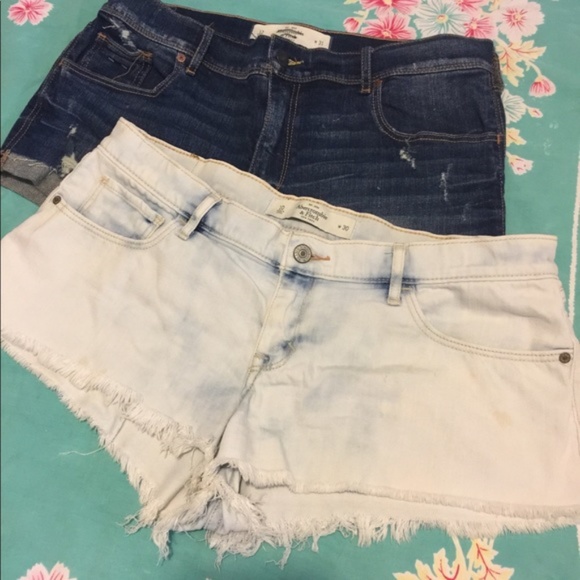 Abercrombie & Fitch Pants - 2 for 1! Abercrombie & Fitch Shorts